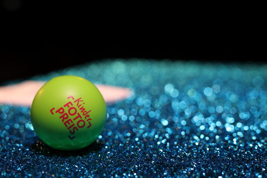 Anti-Stressball Kinderfotopreis auf Glitzerstoff